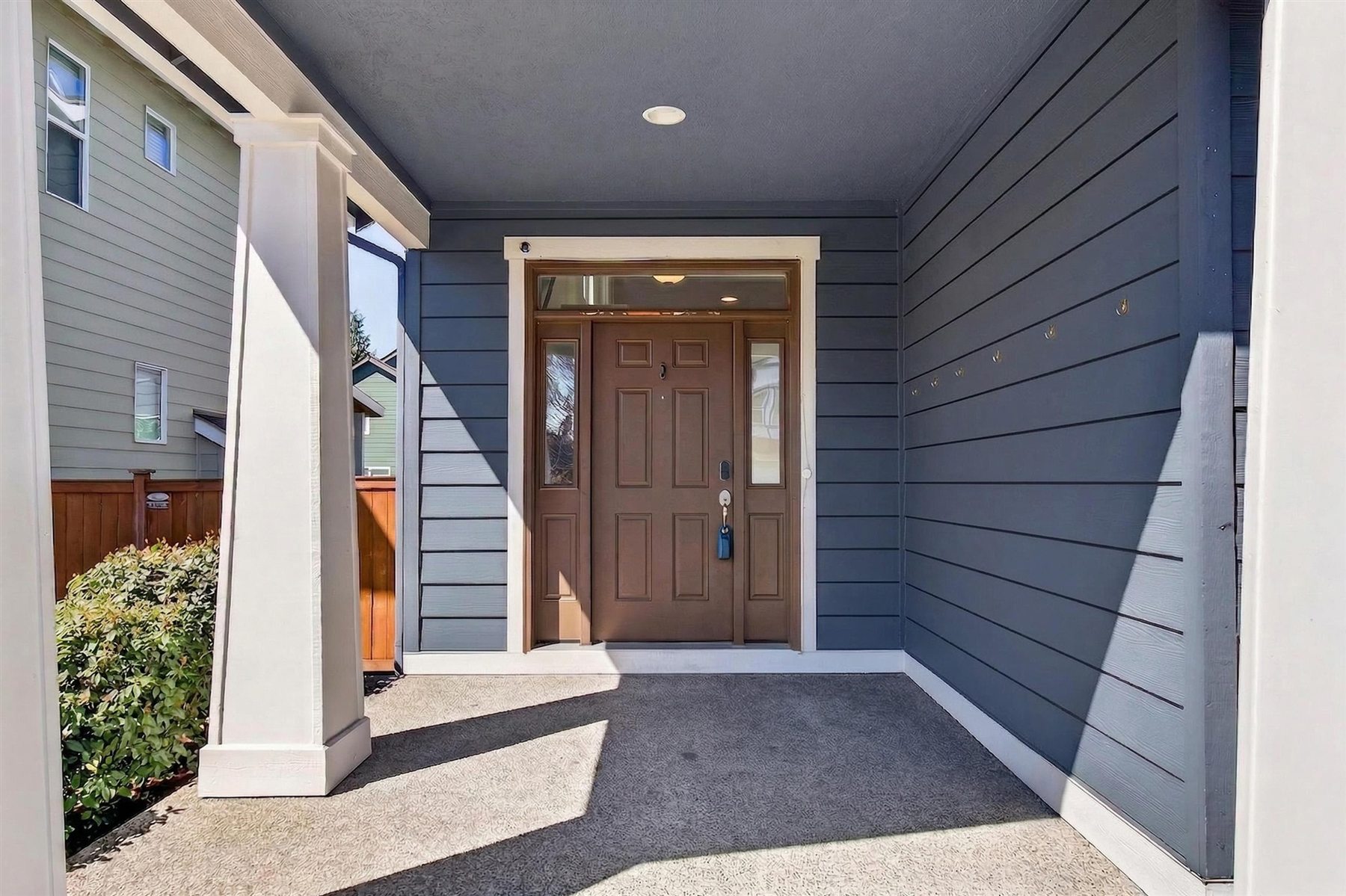 Residential exterior photographed by Memento Imagery