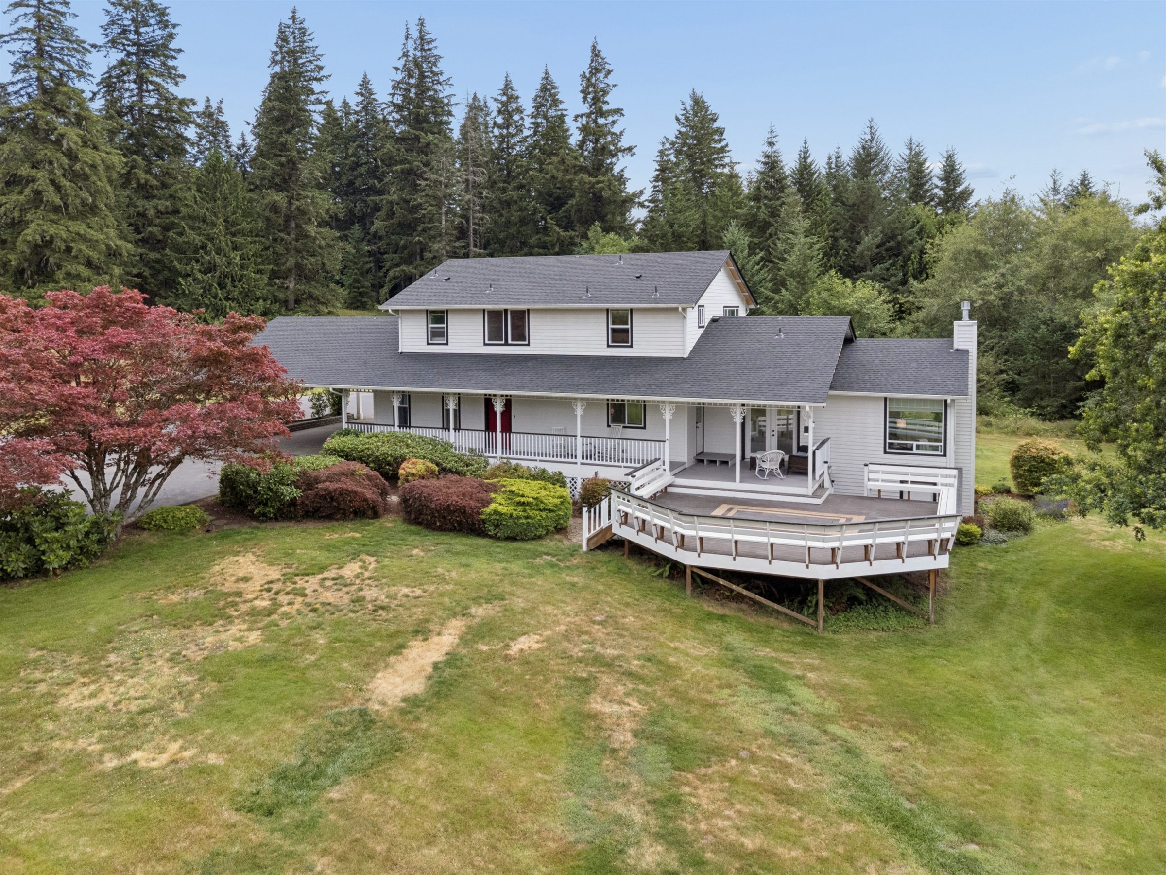 Aerial home exterior photographed by Memento Imagery